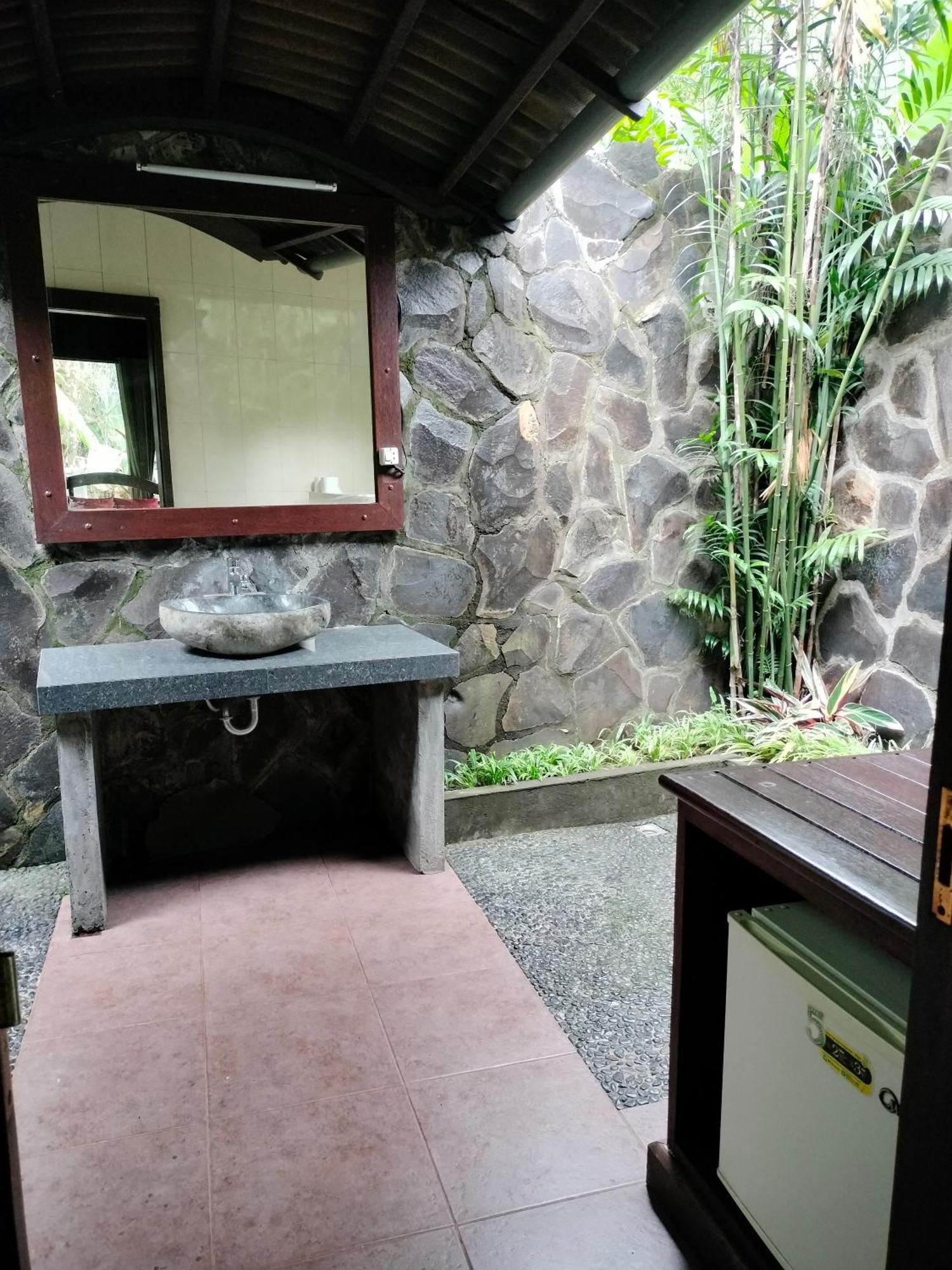 Bintang Munduk Hotel Kültér fotó